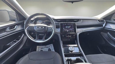 2023 Jeep GRAND CHEROKEE Laredo