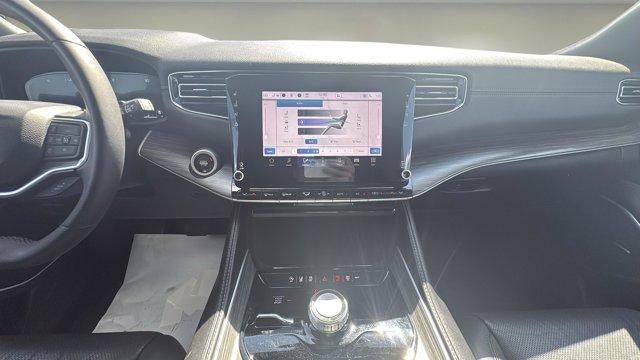 2023 Jeep Wagoneer L Series II