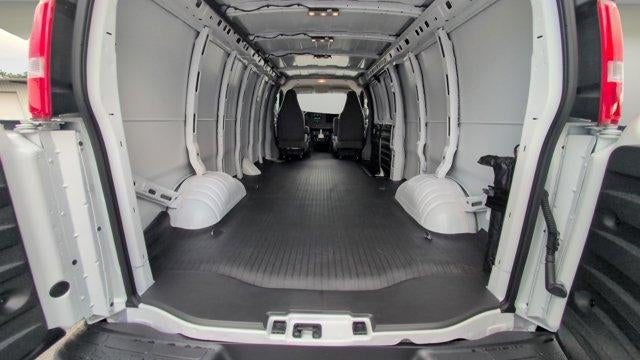 2025 Chevrolet Express Cargo 2500 Base
