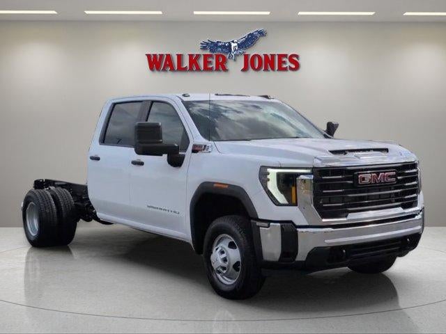 2026 GMC Sierra 3500 HD Chassis Cab Pro