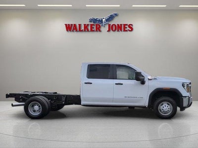 2026 GMC Sierra 3500 HD Chassis Cab Pro