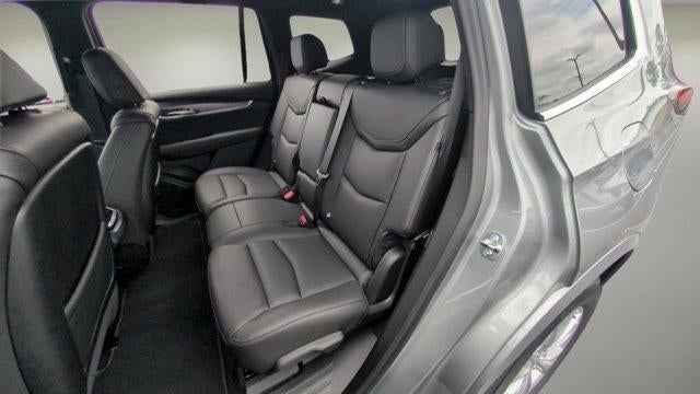 2025 Cadillac XT6 Luxury