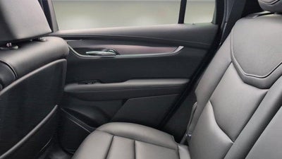 2025 Cadillac XT6 Luxury