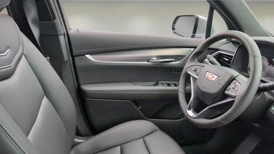 2025 Cadillac XT6 Luxury