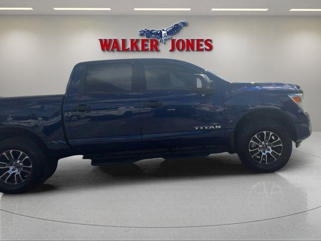 2024 Nissan Titan SV