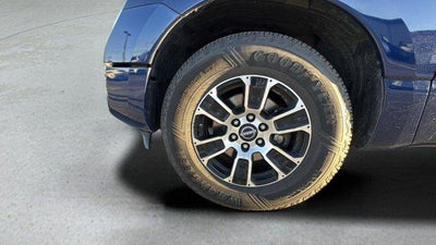 2023 Nissan Titan SV