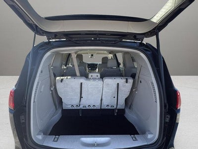 2021 Chrysler Voyager LXI