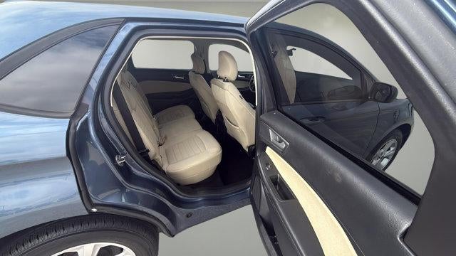 2018 Ford Edge SE
