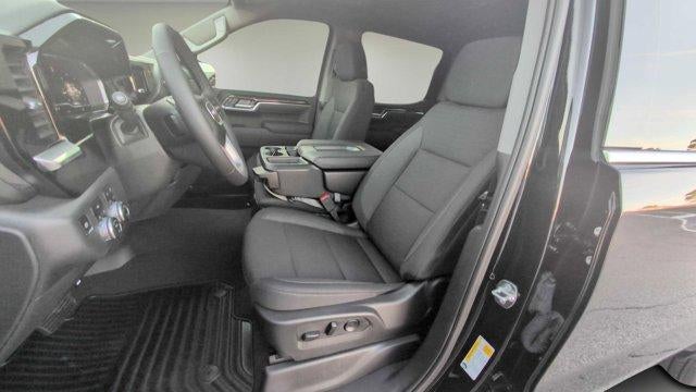 2025 GMC Sierra 1500 SLE