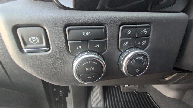 2025 GMC Sierra 1500 SLE