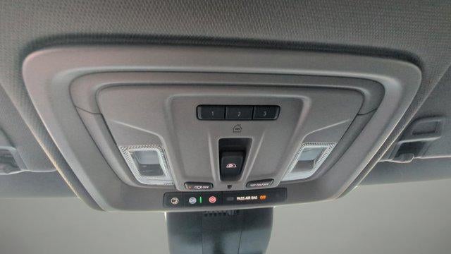 2025 GMC Sierra 1500 SLE