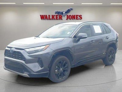 2022 Toyota RAV4 Hybrid SE