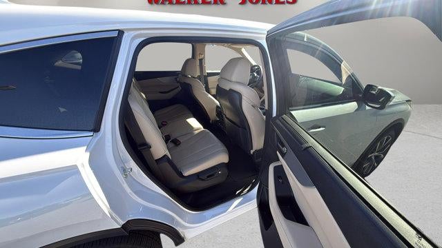 2022 Acura MDX w/Technology Package