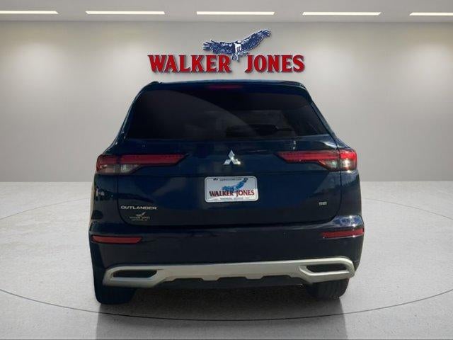 2024 Mitsubishi Outlander SE
