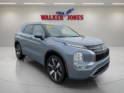 2025 Mitsubishi Outlander SEL