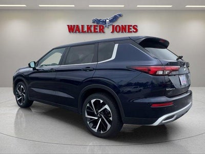 2024 Mitsubishi Outlander SE