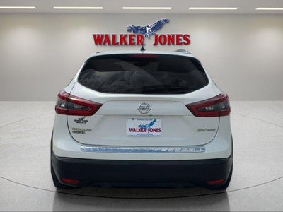 2022 Nissan Rogue Sport SV