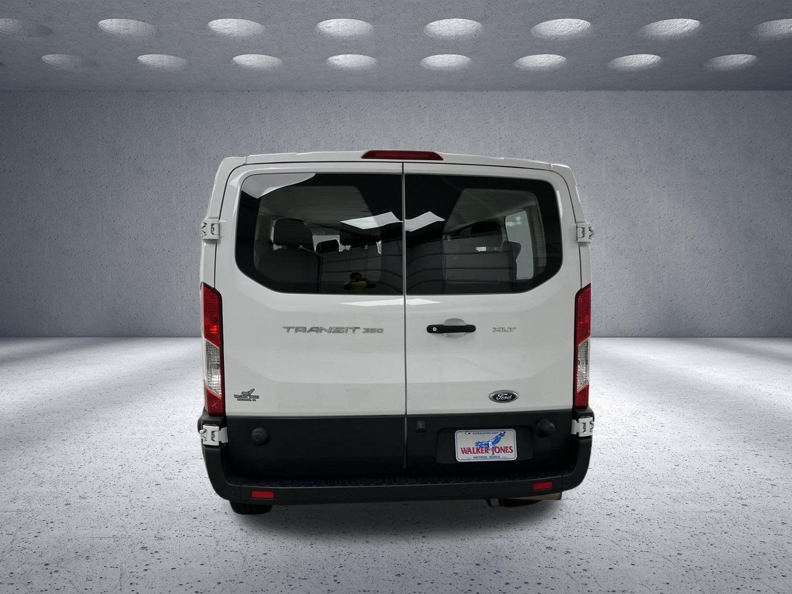 2024 Ford Transit Passenger Wagon XL