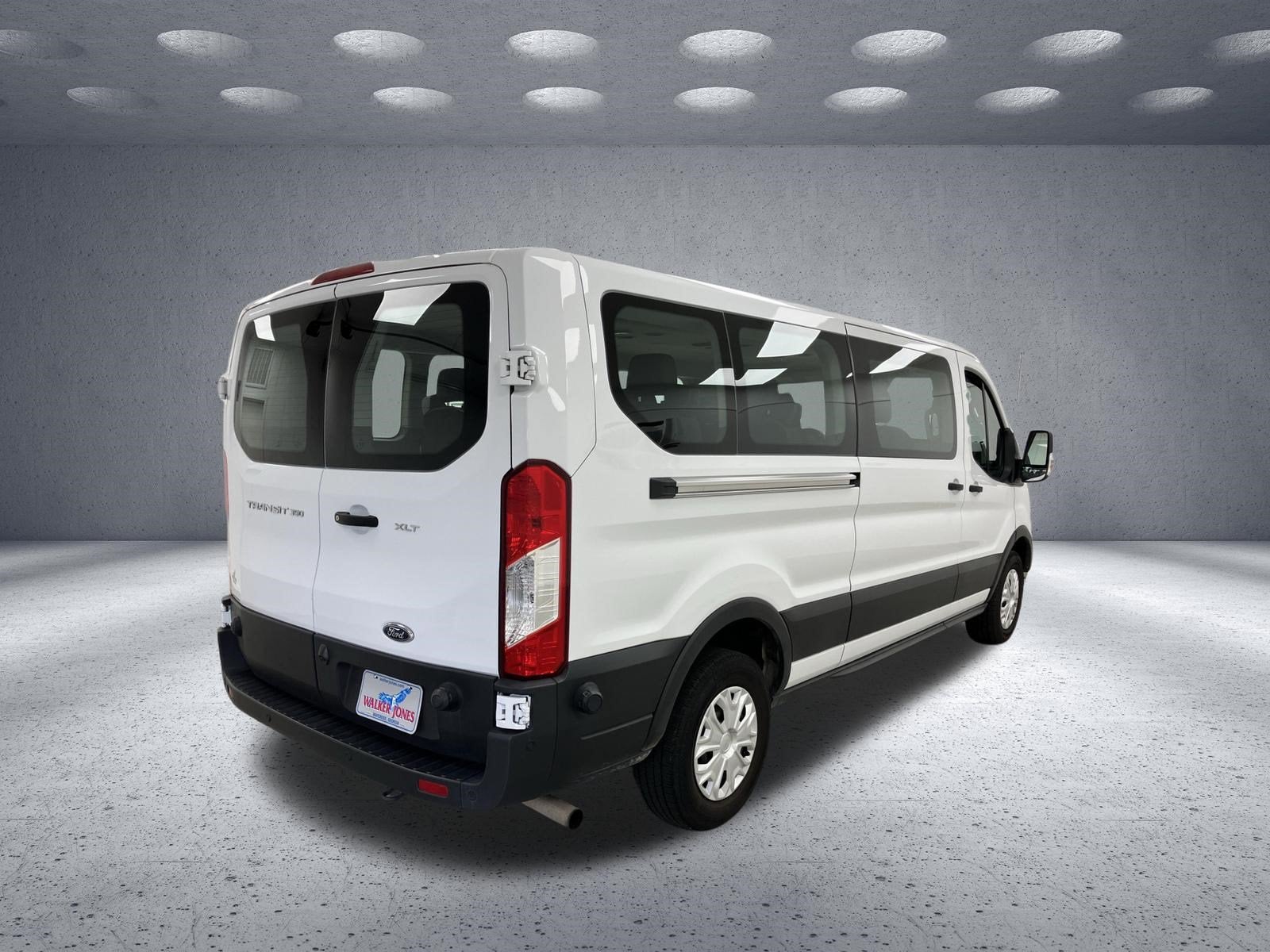 2024 Ford Transit Passenger Wagon XL