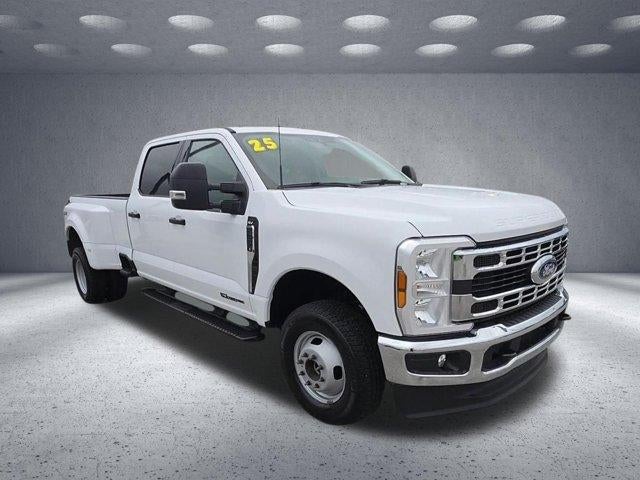 2025 Ford Super Duty F-350 DRW XL