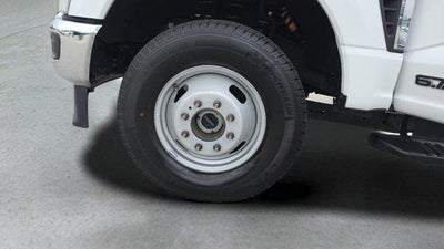 2025 Ford Super Duty F-350 DRW XL