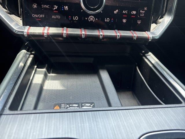 2024 GMC Acadia AT4