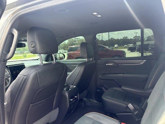 2024 GMC Acadia AT4