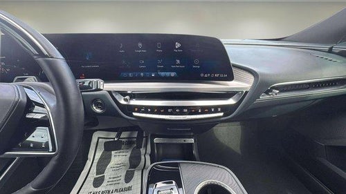 2024 Cadillac LYRIQ Sport 3
