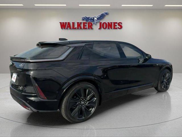 2024 Cadillac LYRIQ Sport 3