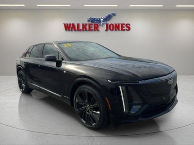2024 Cadillac LYRIQ Sport 3
