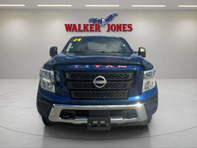 2024 Nissan Titan SV