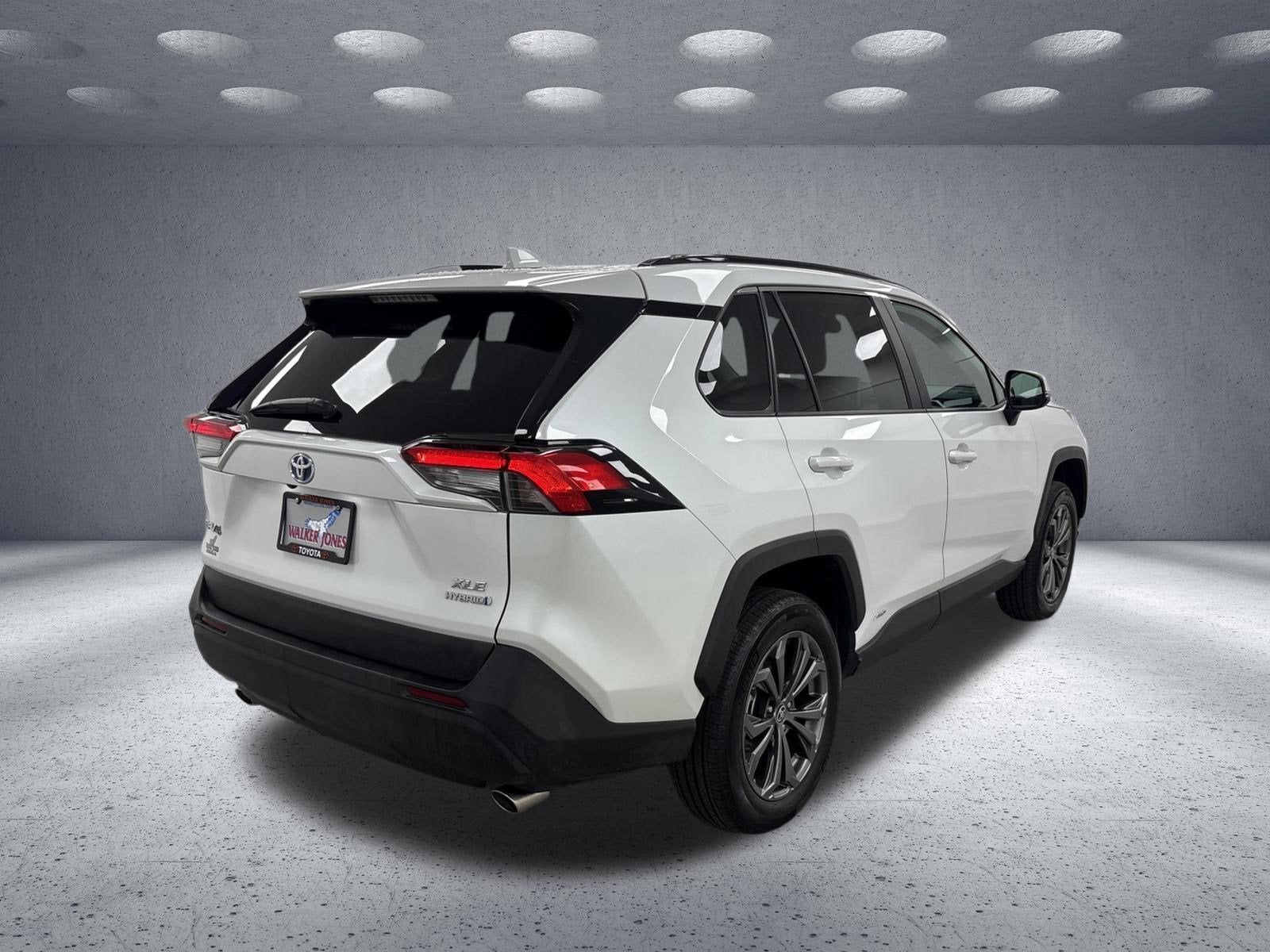 2024 Toyota RAV4 Hybrid XLE Premium