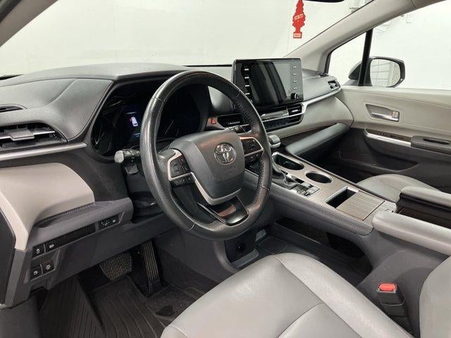 2024 Toyota Sienna XLE