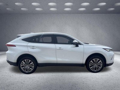 2024 Toyota Venza LE