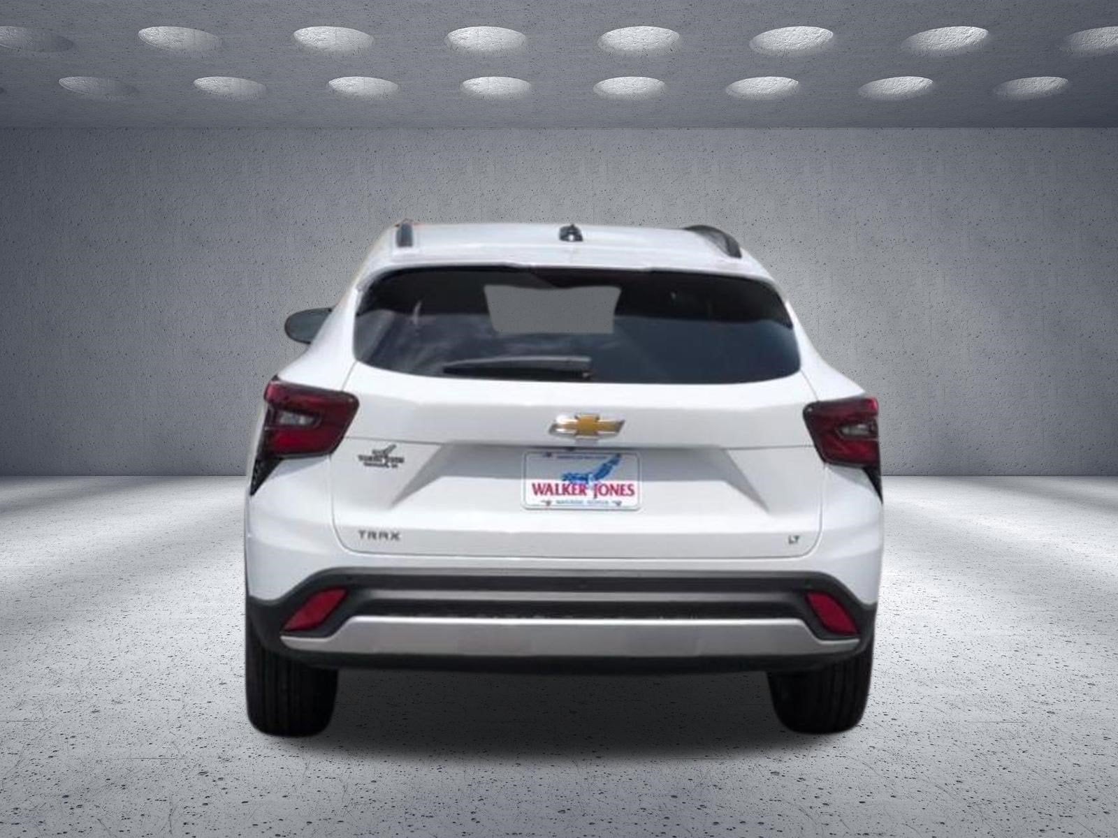 2026 Chevrolet Trax LT - Photo 6