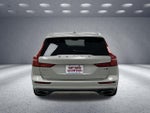 2020 Volvo V60 Cross Country Base
